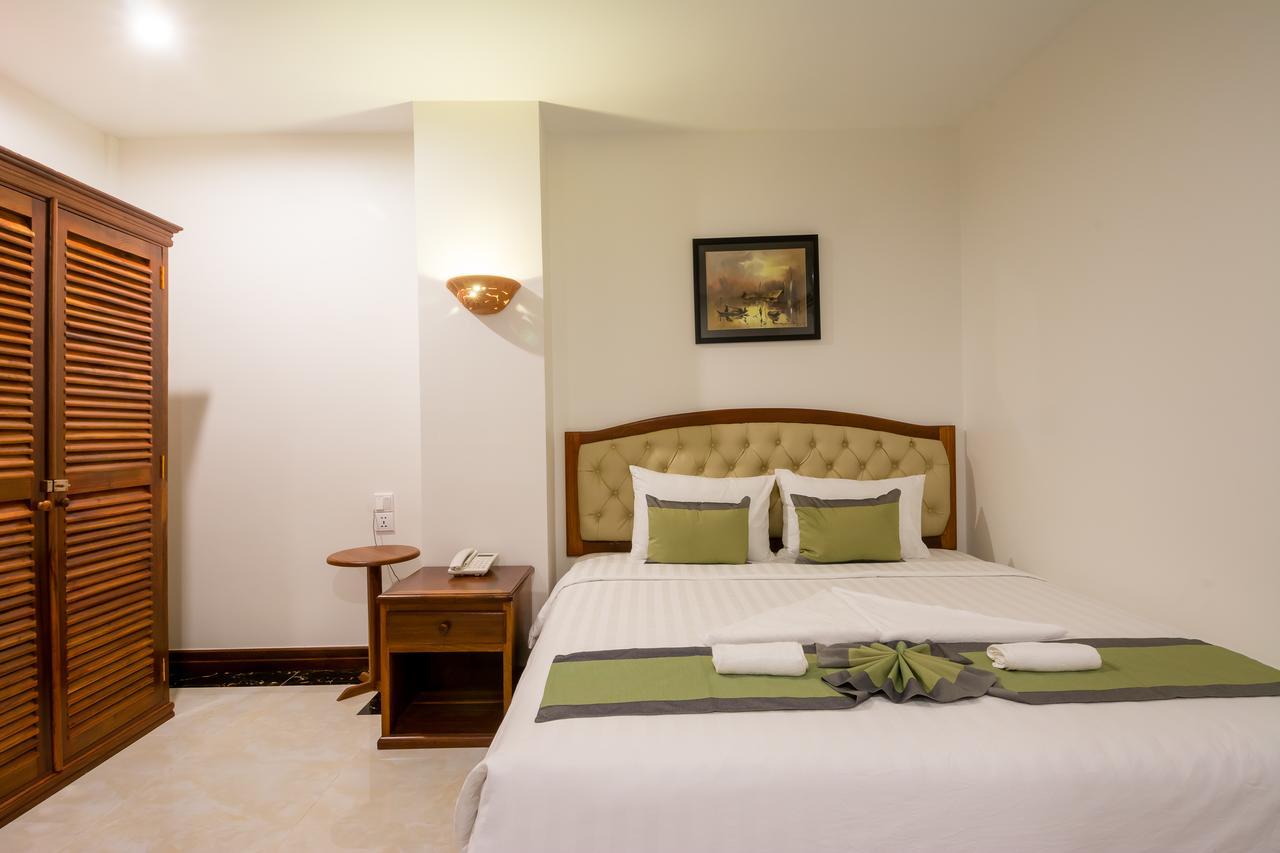 Relax Hotel Phnom Penh Dış mekan fotoğraf
