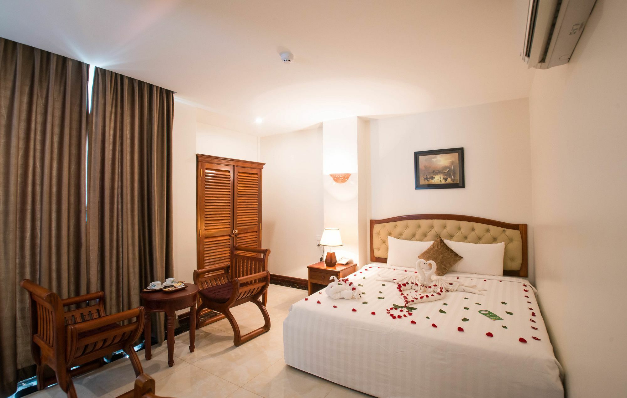 Relax Hotel Phnom Penh Dış mekan fotoğraf